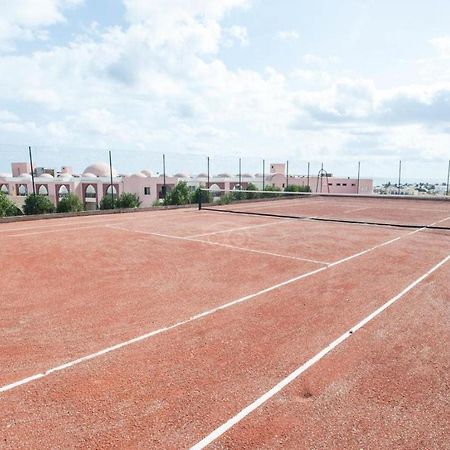 Hotel & Club Lella Meriam Zarzis Bagian luar foto
