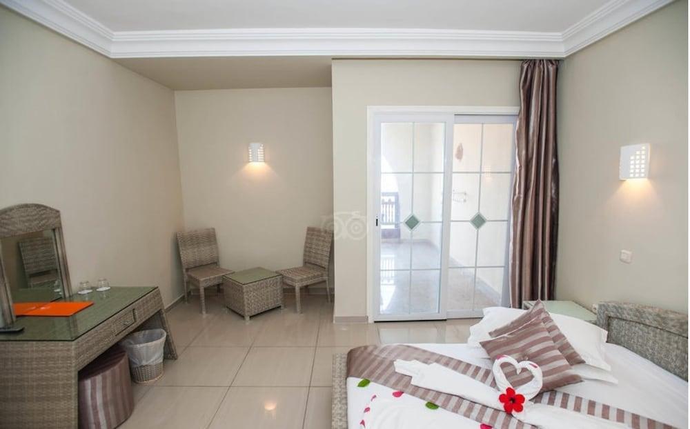 Hotel & Club Lella Meriam Zarzis Bagian luar foto
