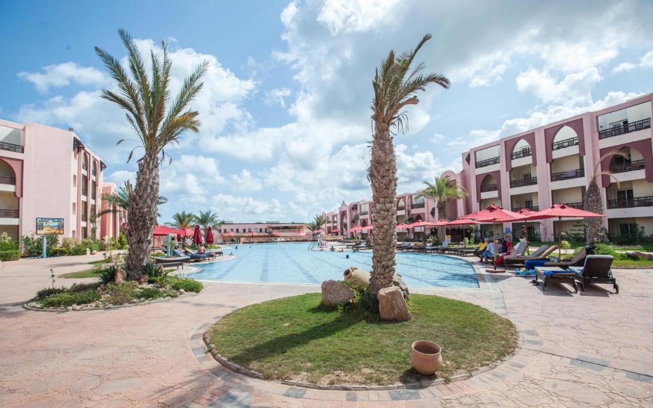 Hotel & Club Lella Meriam Zarzis Bagian luar foto