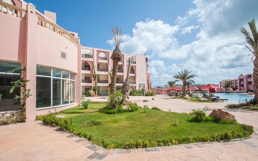 Hotel & Club Lella Meriam Zarzis Bagian luar foto